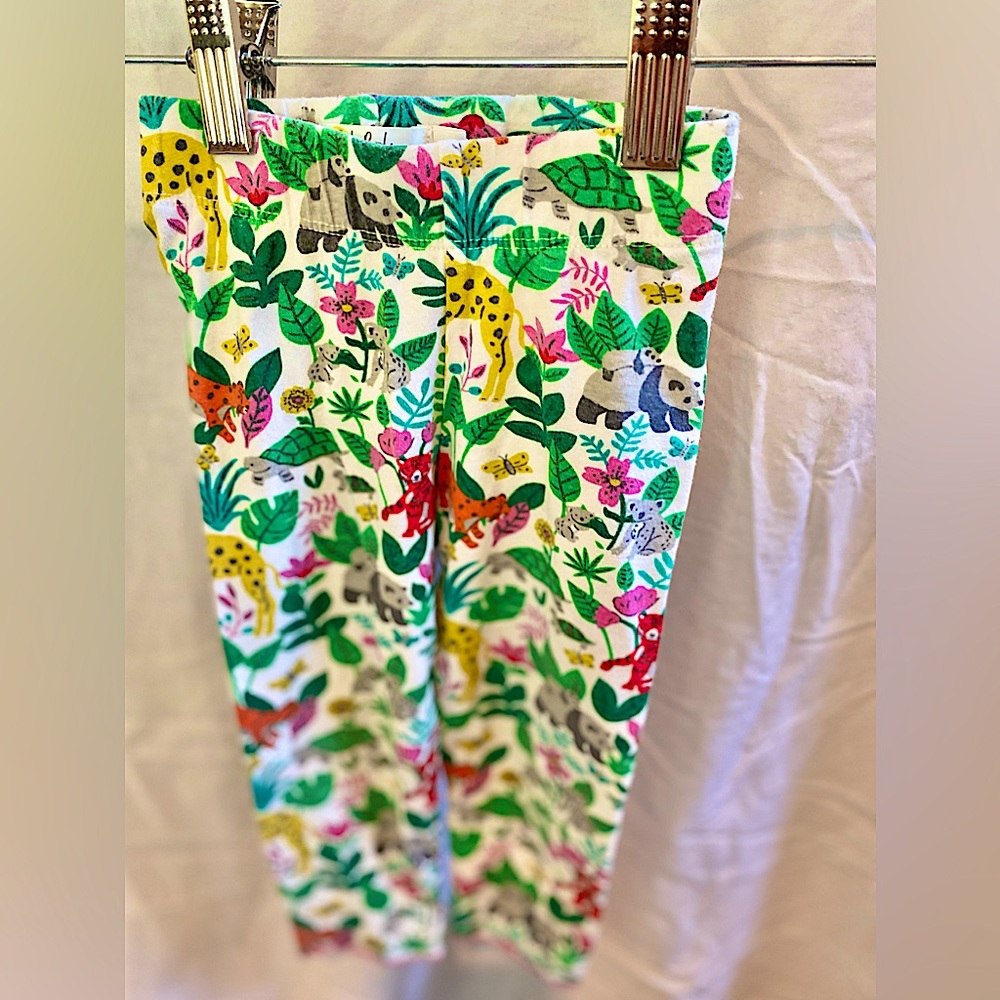 LIKE NEW mini Boden crop jungle print legging. Size 18-24 month